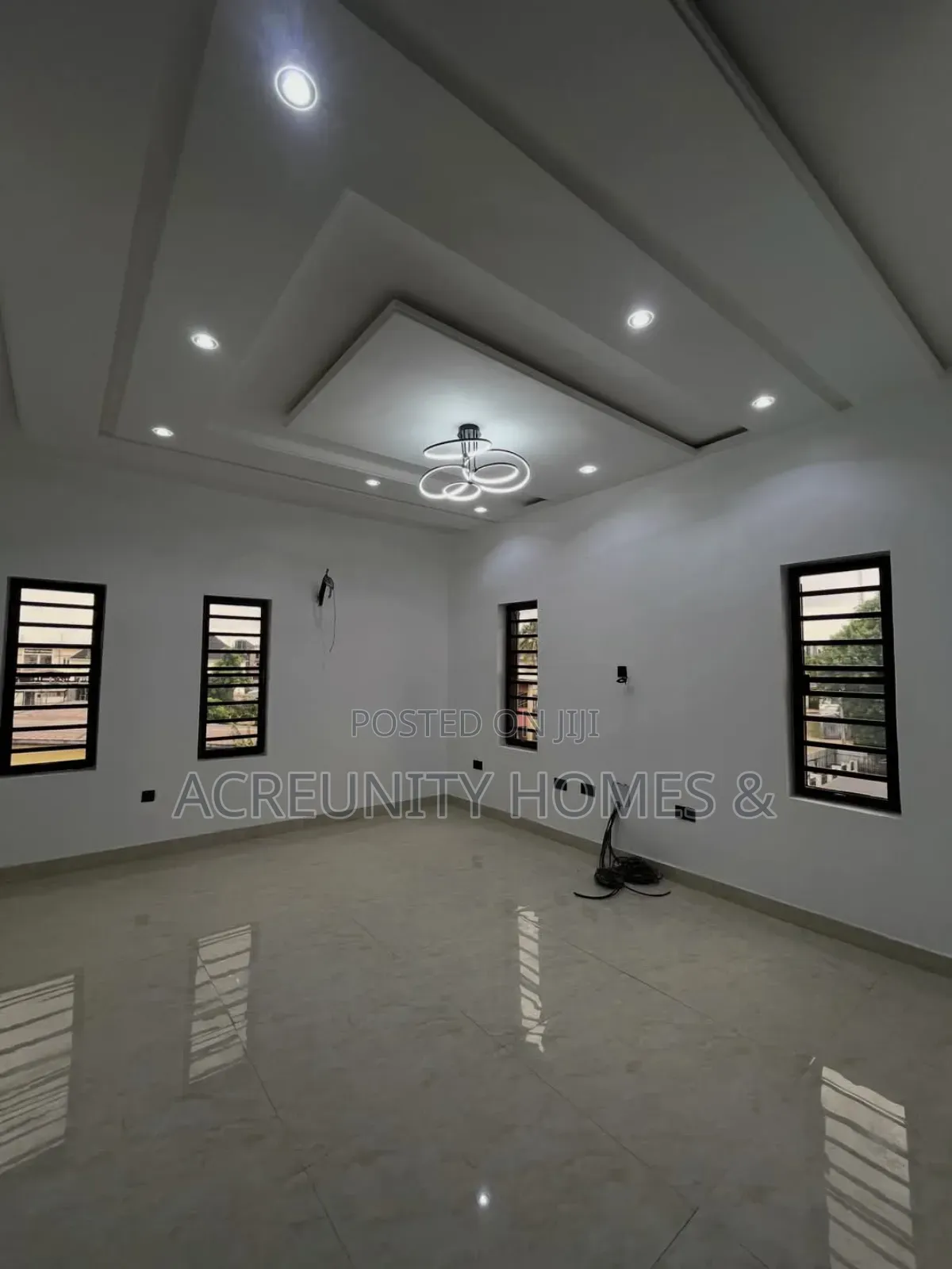 4bdrm Duplex in Old Bodija Estate for sale in Bodija