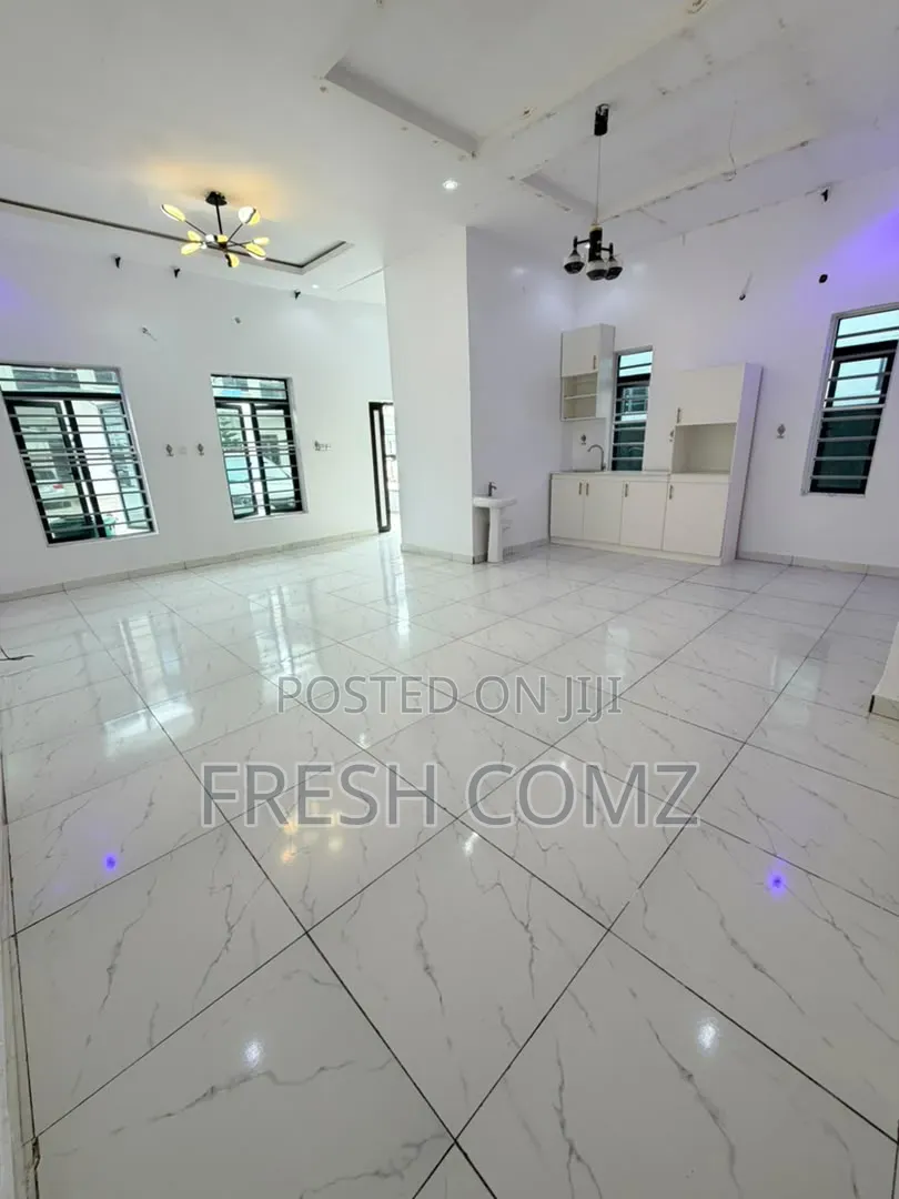 Studio Apartment in Royal Pine 1 Orchid, Lekki Phase 2 for rent in Lekki Phase 2