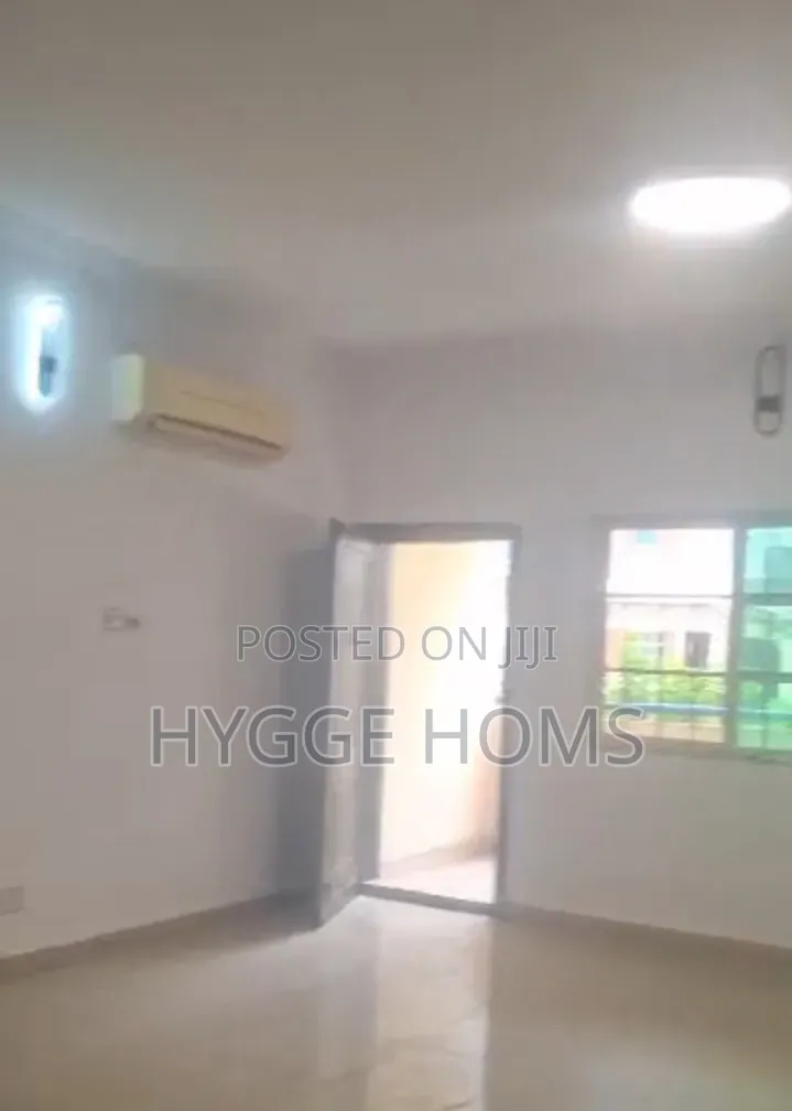 3bdrm Apartment in Mobolaji Johnson, Old Ikoyi for rent in Old Ikoyi