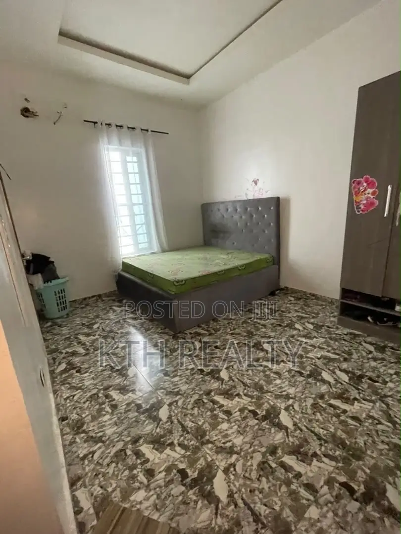 Furnished 1bdrm Shared Apartment in Rosebak Estate 5, Ikota for rent in Ikota