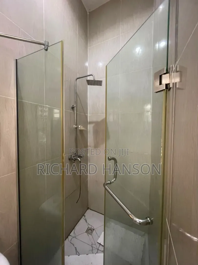 1bdrm Shared Apartment in Orchid (Just1Room), Chevron for rent in Chevron