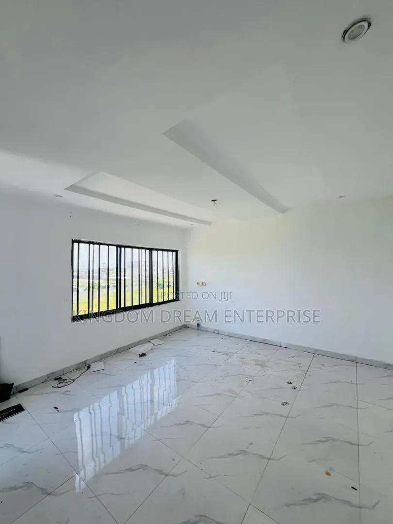 4bdrm Duplex in Orchid Lekki Lagos for rent in Lekki Expressway