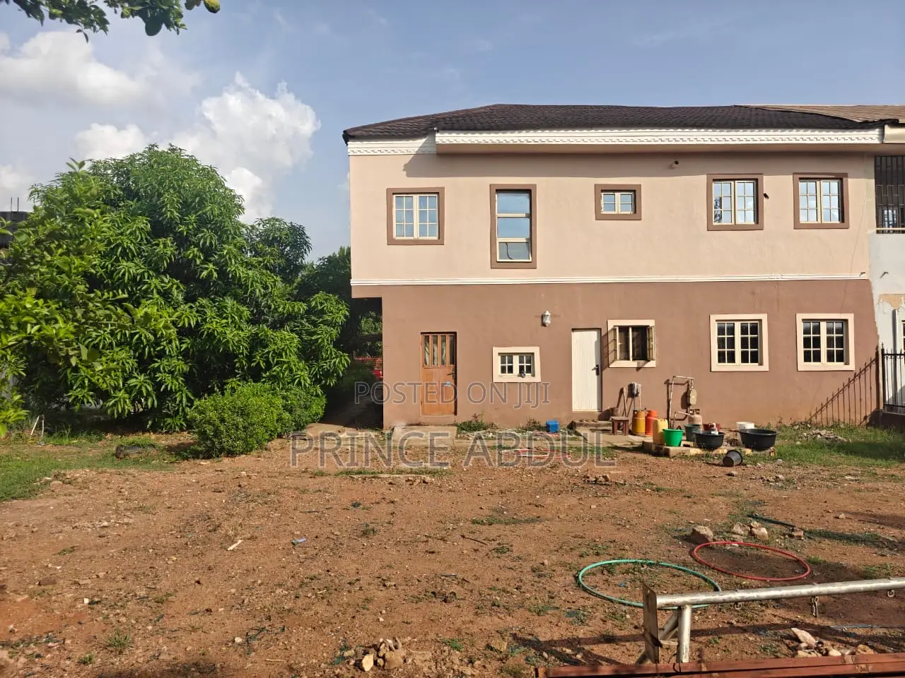 4bdrm Duplex in Apo District for sale in Apo District