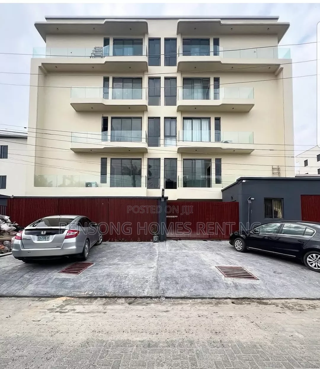 2bdrm Apartment in Lekki Phase 1 for rent in Lekki Expressway
