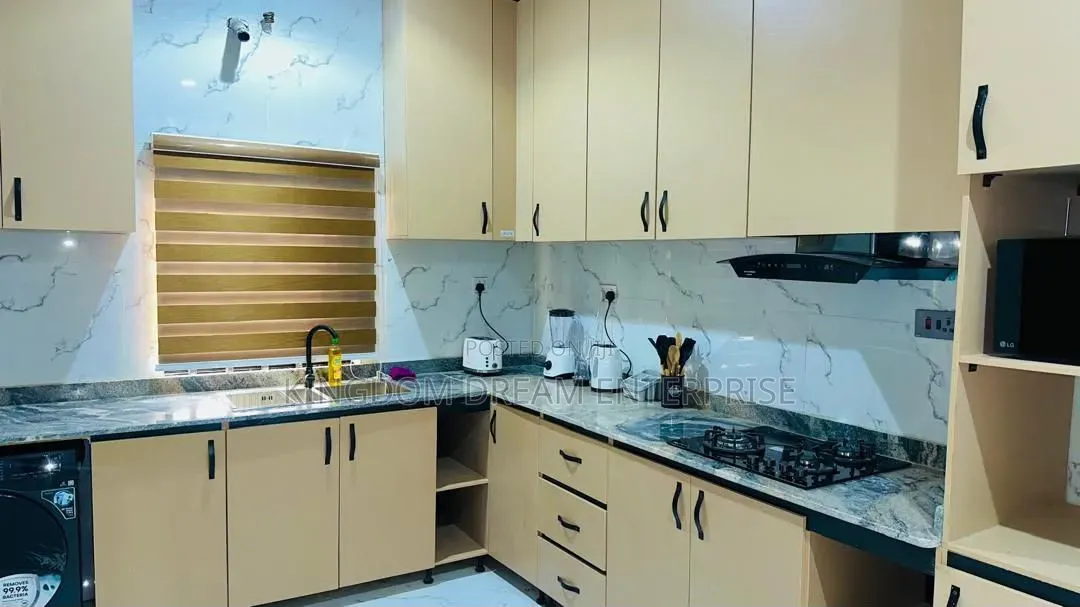 Furnished 2bdrm Maisonette in Lekki Lagos, Ikate for rent in Ikate