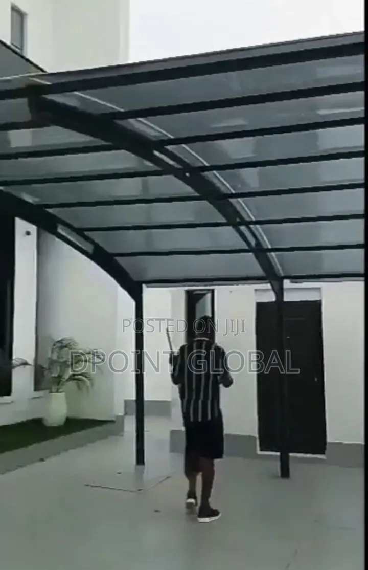 5bdrm Duplex in Omole Phase 1 for sale in Omole Phase 1