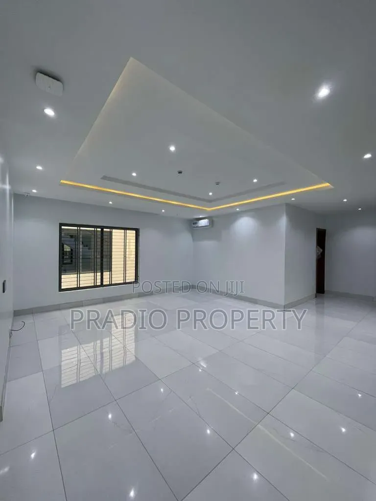 6bdrm Duplex in Royal Garden Estate, Ajiwe for sale in Ajiwe