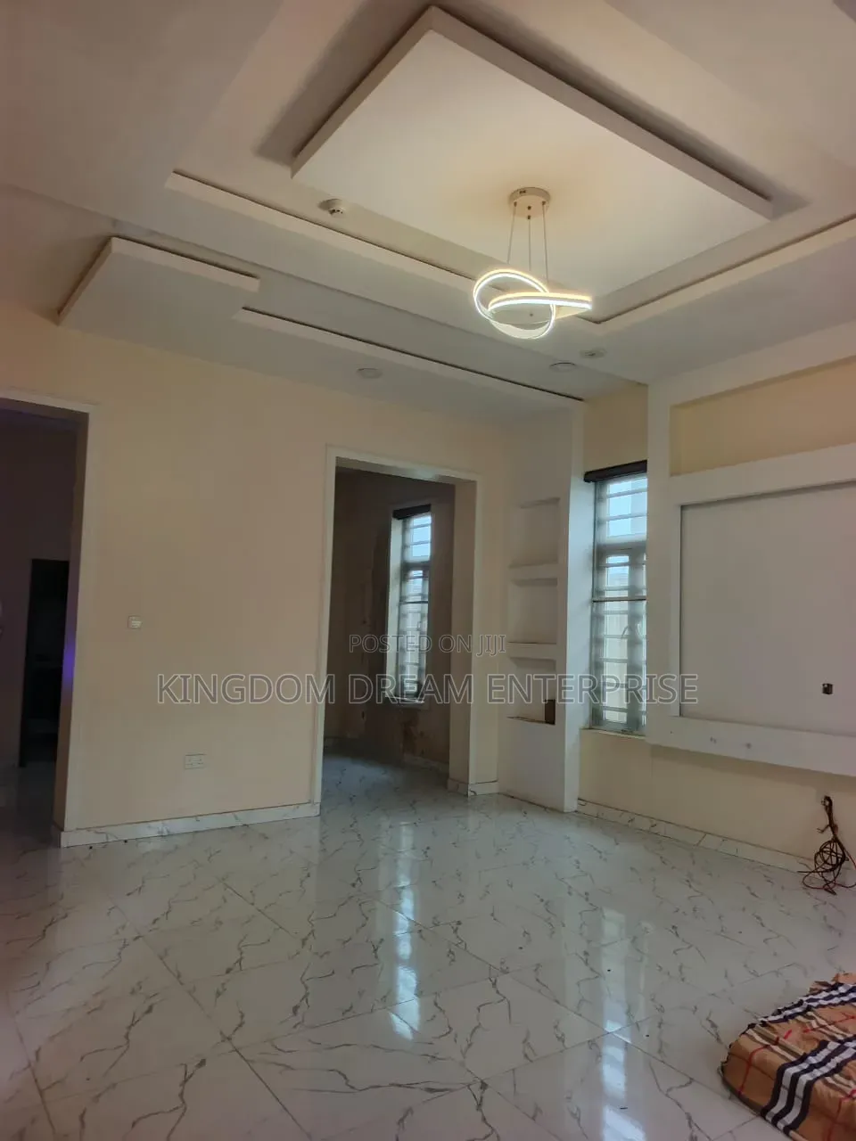 5bdrm Duplex in Omole Phase 1 Ikeja for rent in Omole Phase 1