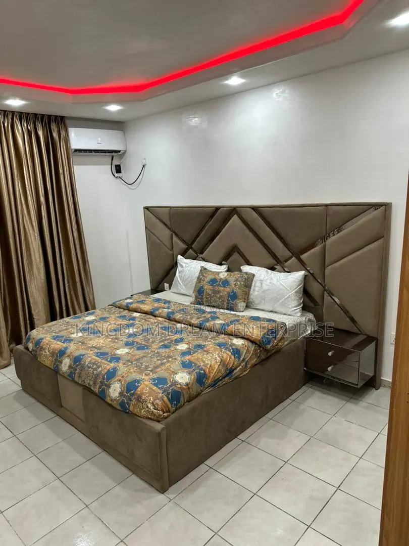 Furnished 3bdrm Apartment in 1004 Estate Victoria for rent in 1004