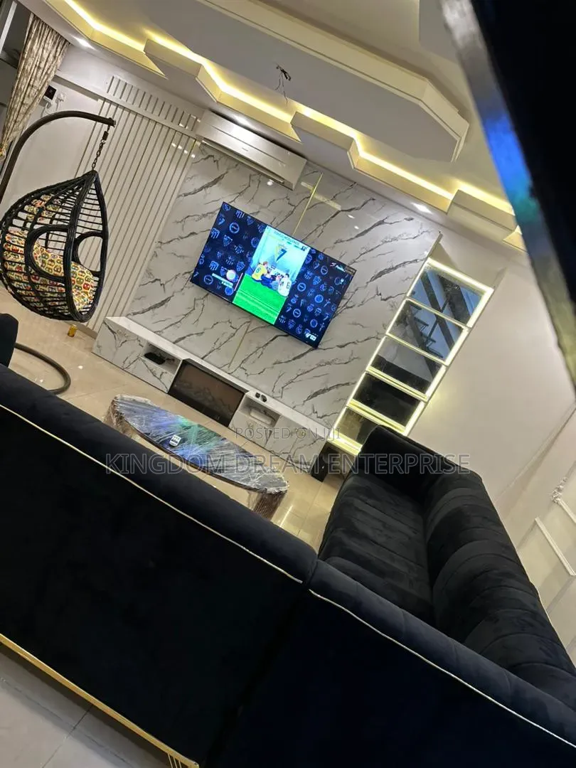 Furnished 3bdrm Apartment in 1004 Estate Victoria for rent in 1004
