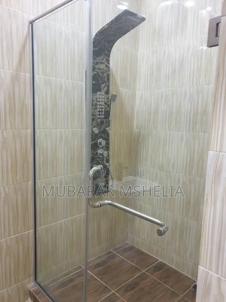 Furnished 3bdrm Duplex in Idu Industrial for sale in Idu Industrial