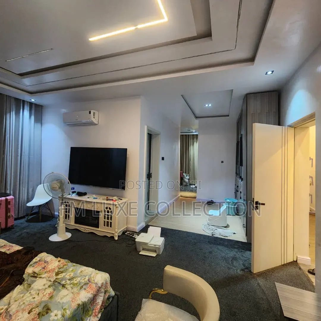 Furnished 4bdrm Apartment in Adron Estate, Egbeda / Egbeda for sale in Egbeda / Egbeda
