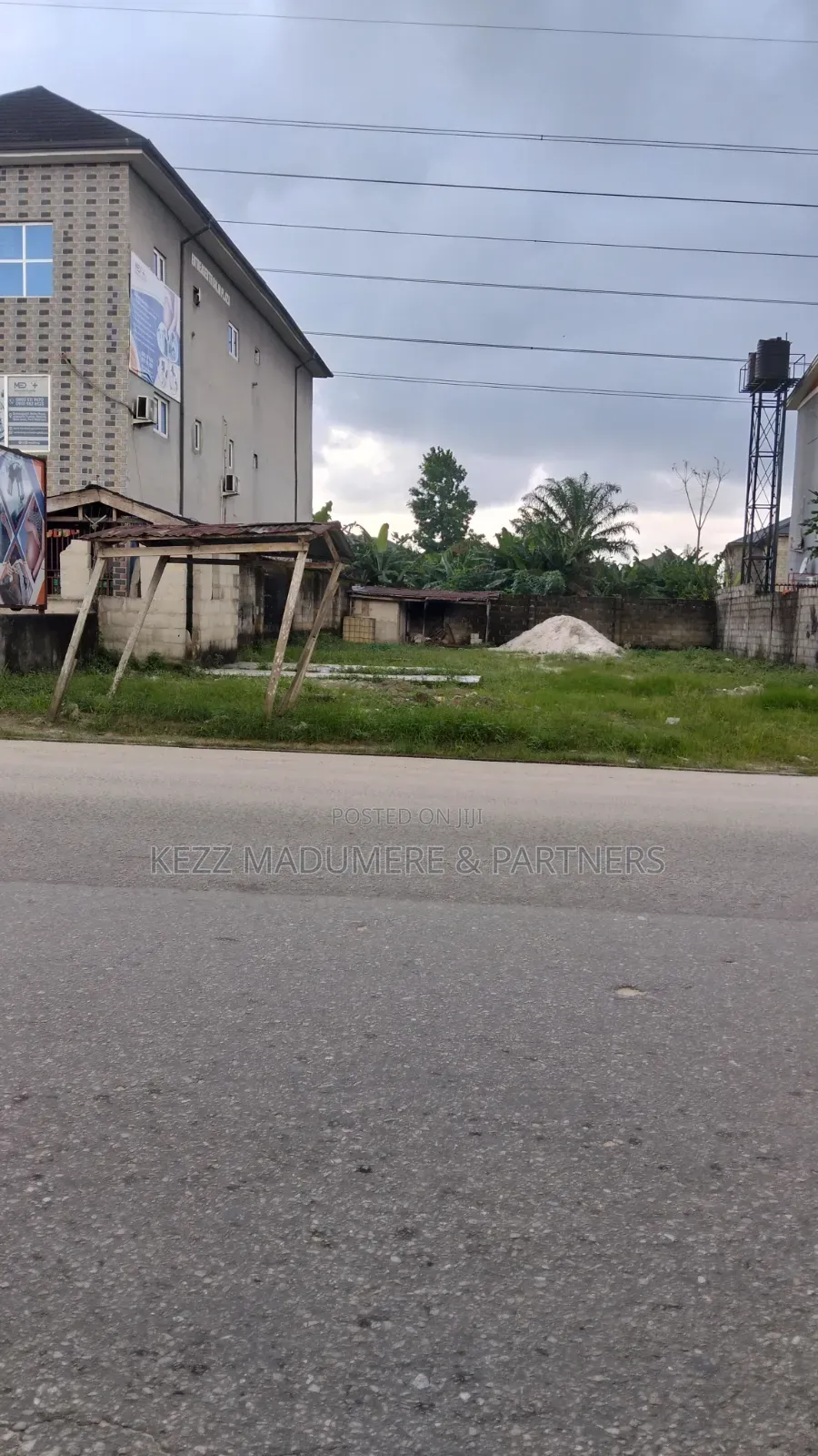 To Let : 1 Plot Major Rumuola Road, Ph in Rumuola