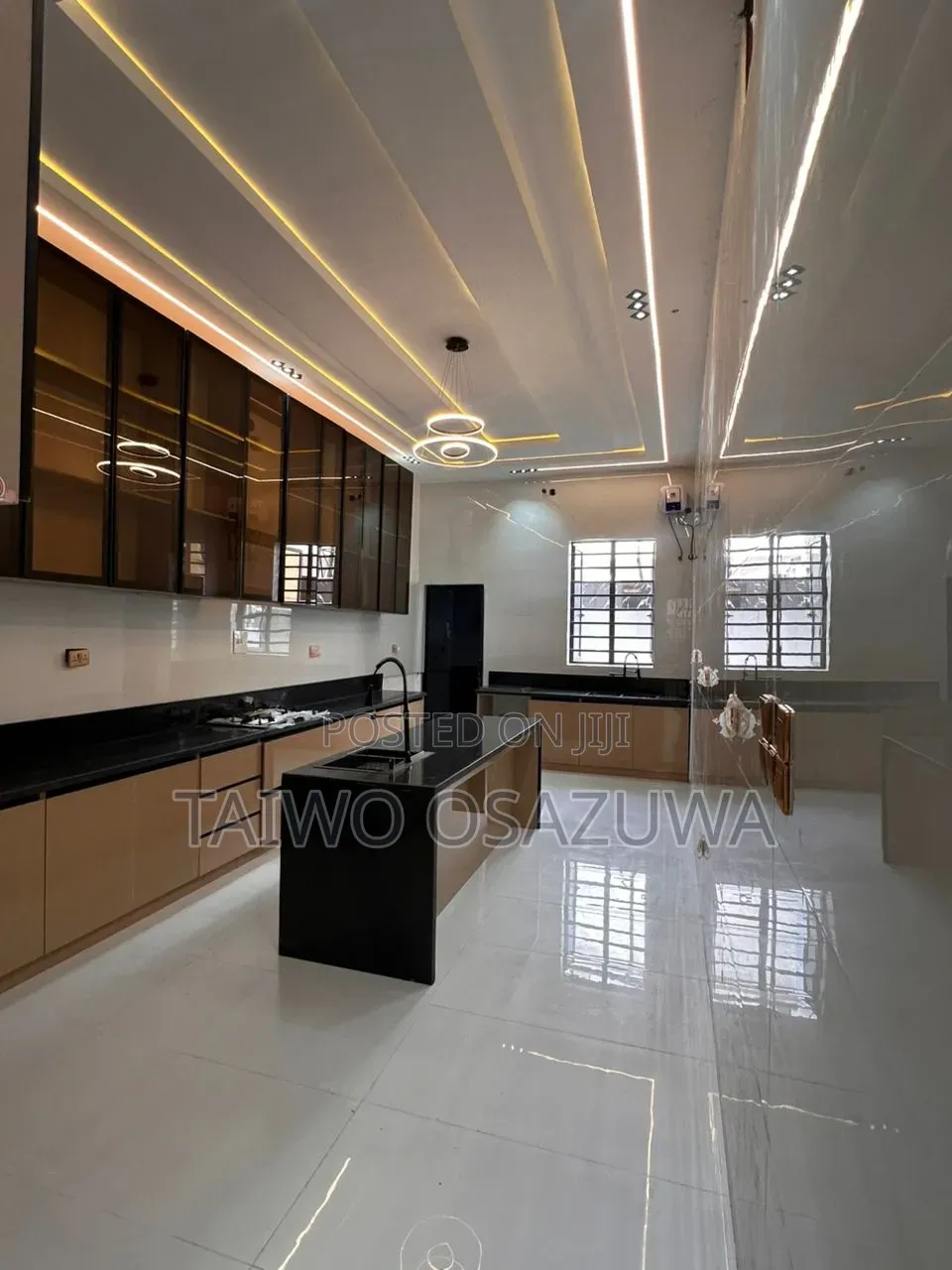 5bdrm Duplex in Sangotedo for sale in Sangotedo