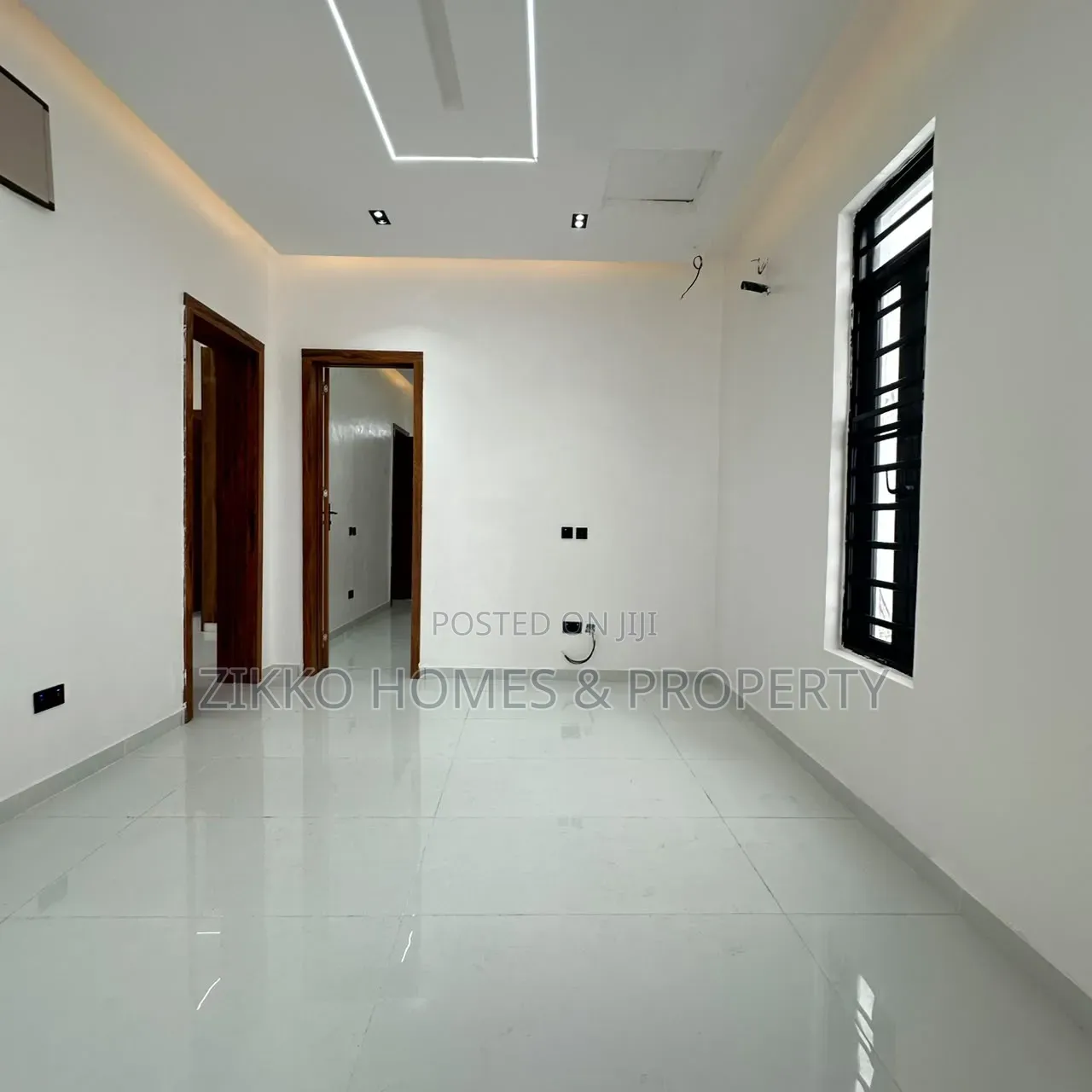 5bdrm Duplex in Sangotedo for sale in Sangotedo