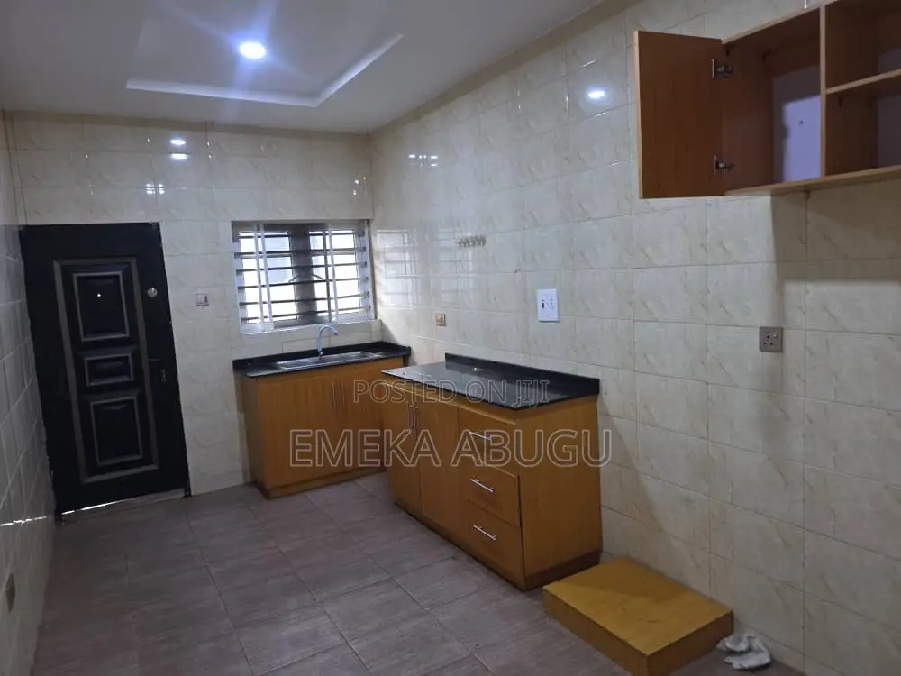 2bdrm Block of Flats in Akala Express for rent in Akala Express