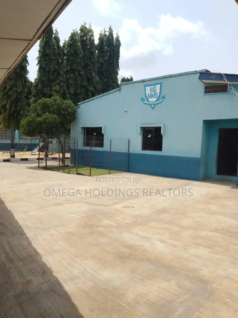 Functioning School for Sale in Ikorodu Garage