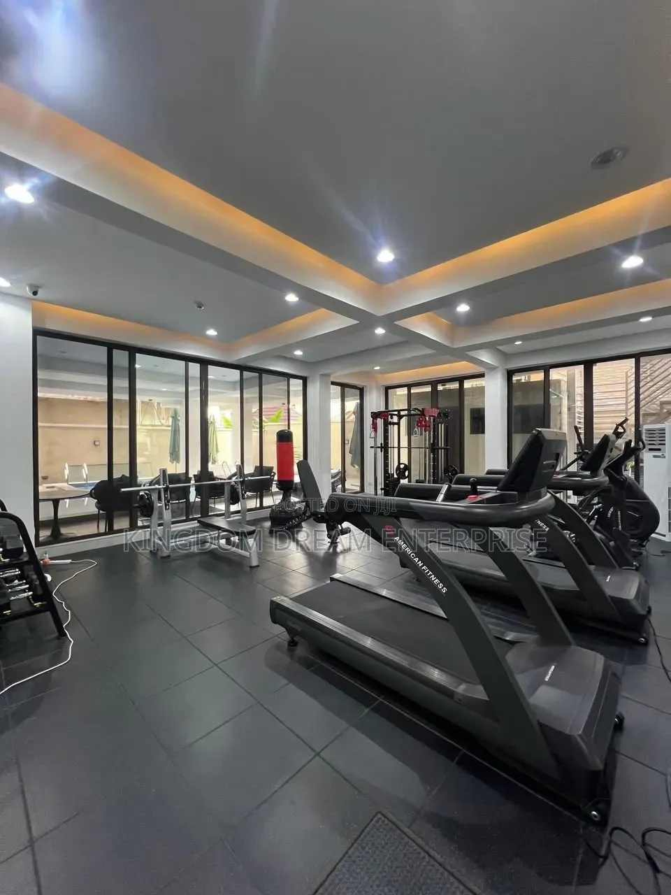 2bdrm Apartment in Victoria Island, Ahmadu Bello Way for rent in Ahmadu Bello Way