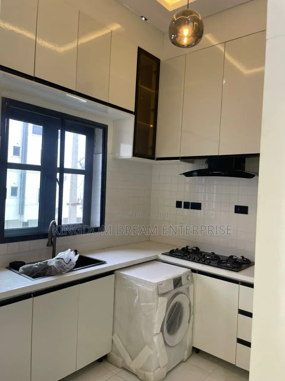 2bdrm Apartment in Lekki Phase 1 Lagos for rent in Lekki Phase 1