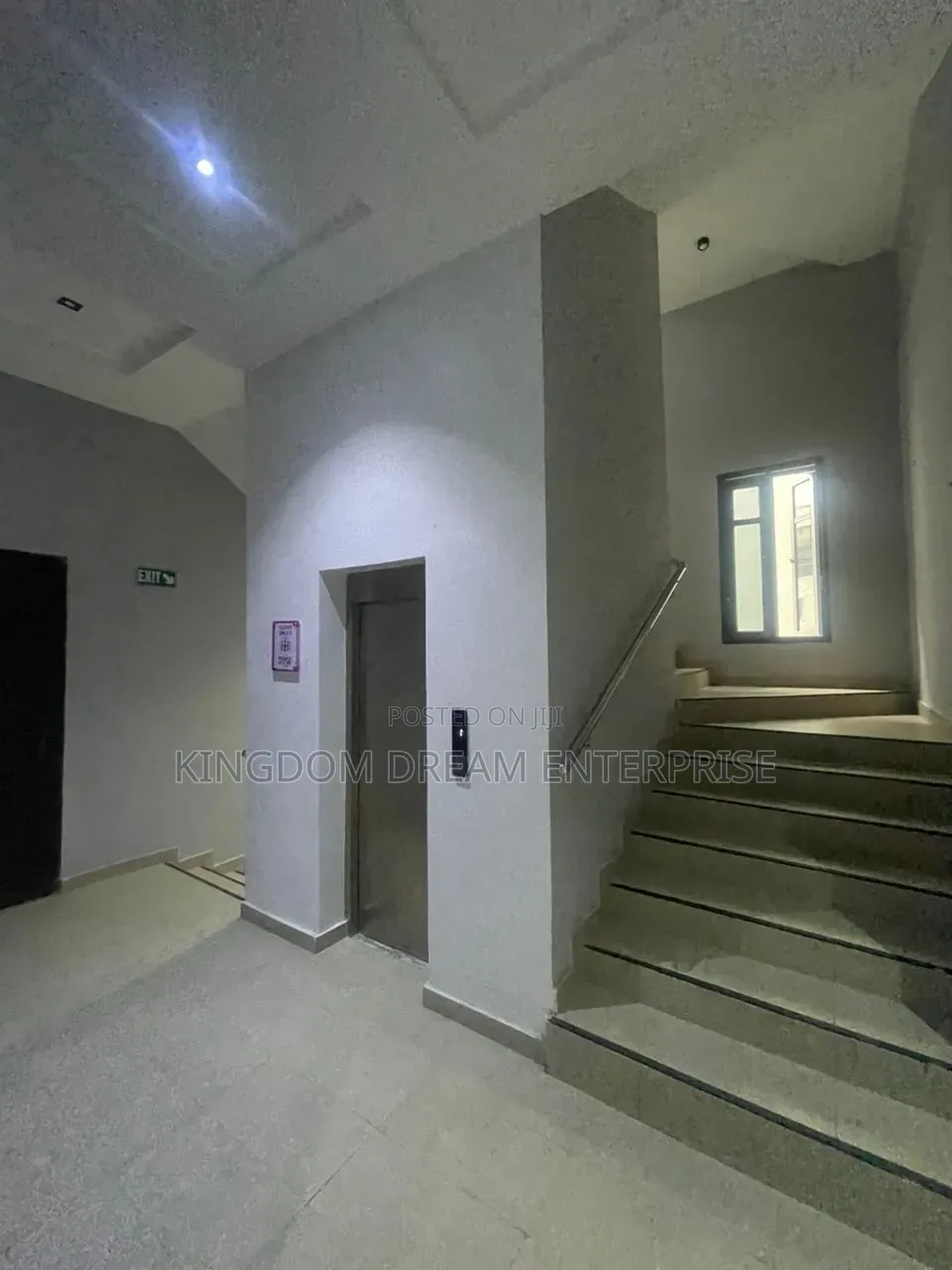 2bdrm Apartment in Lekki Phase 1 Lagos for rent in Lekki Phase 1