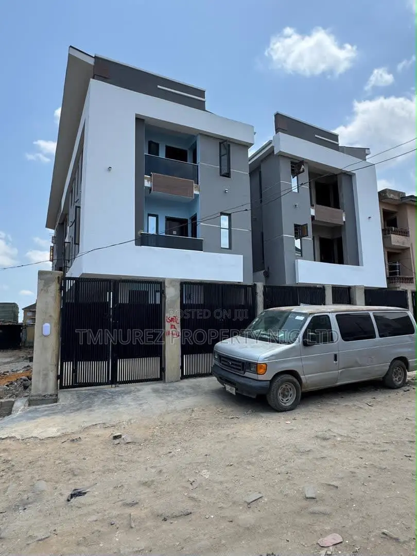 2bdrm Apartment in Gbagada for sale in Gbagada