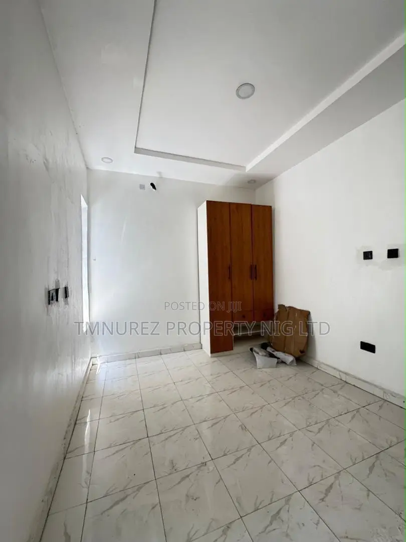 2bdrm Apartment in Gbagada for sale in Gbagada