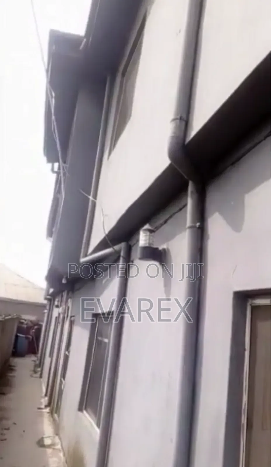 8bdrm Block of Flats in Iba / Ojo for sale in Iba / Ojo