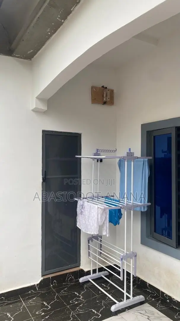 3bdrm Bungalow in Shelter Afrique, Uyo for sale in Uyo