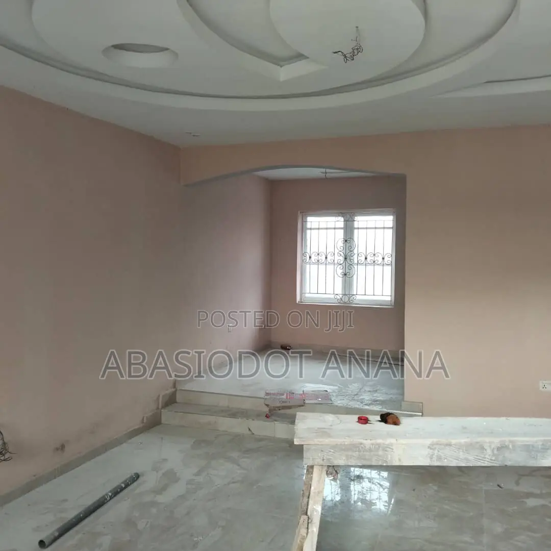 2bdrm Apartment in Oron Road Ifa, Uyo for rent in Uyo