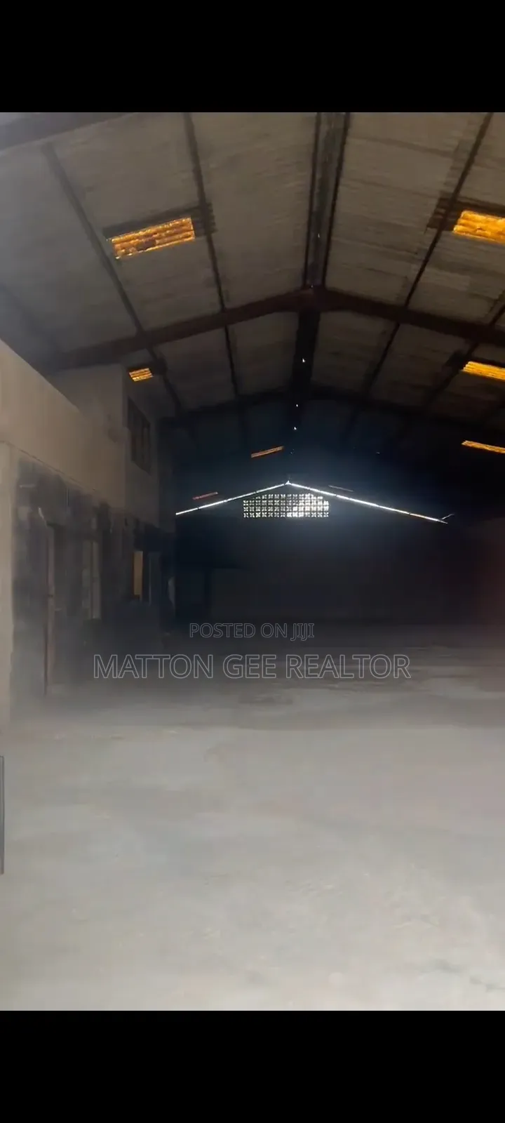 5 Bay Warehouse in Agboyi/Ketu