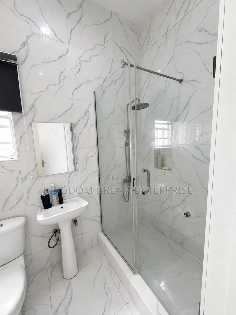 1bdrm Shared Apartment in Van Daniel Orchid for rent in Lekki Expressway