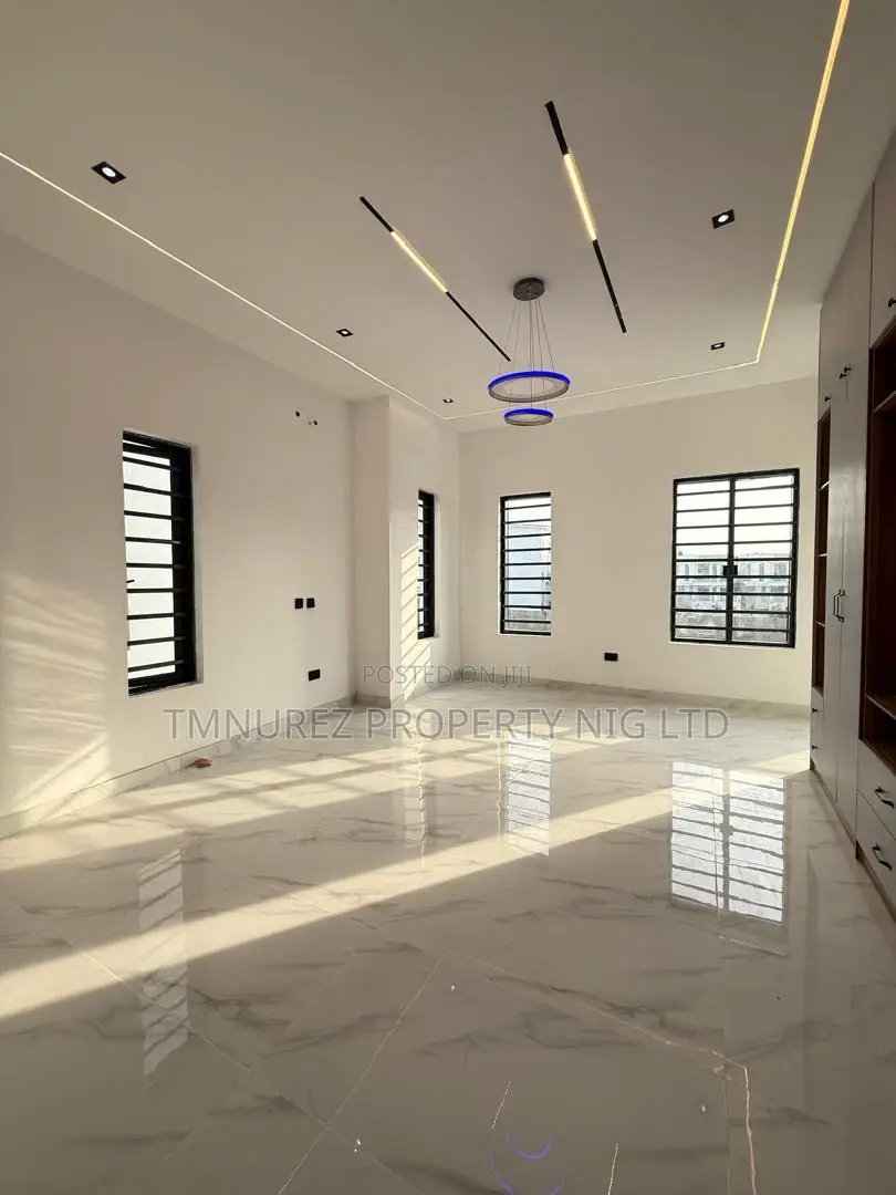 4bdrm Duplex in Ajah for sale in Ajah