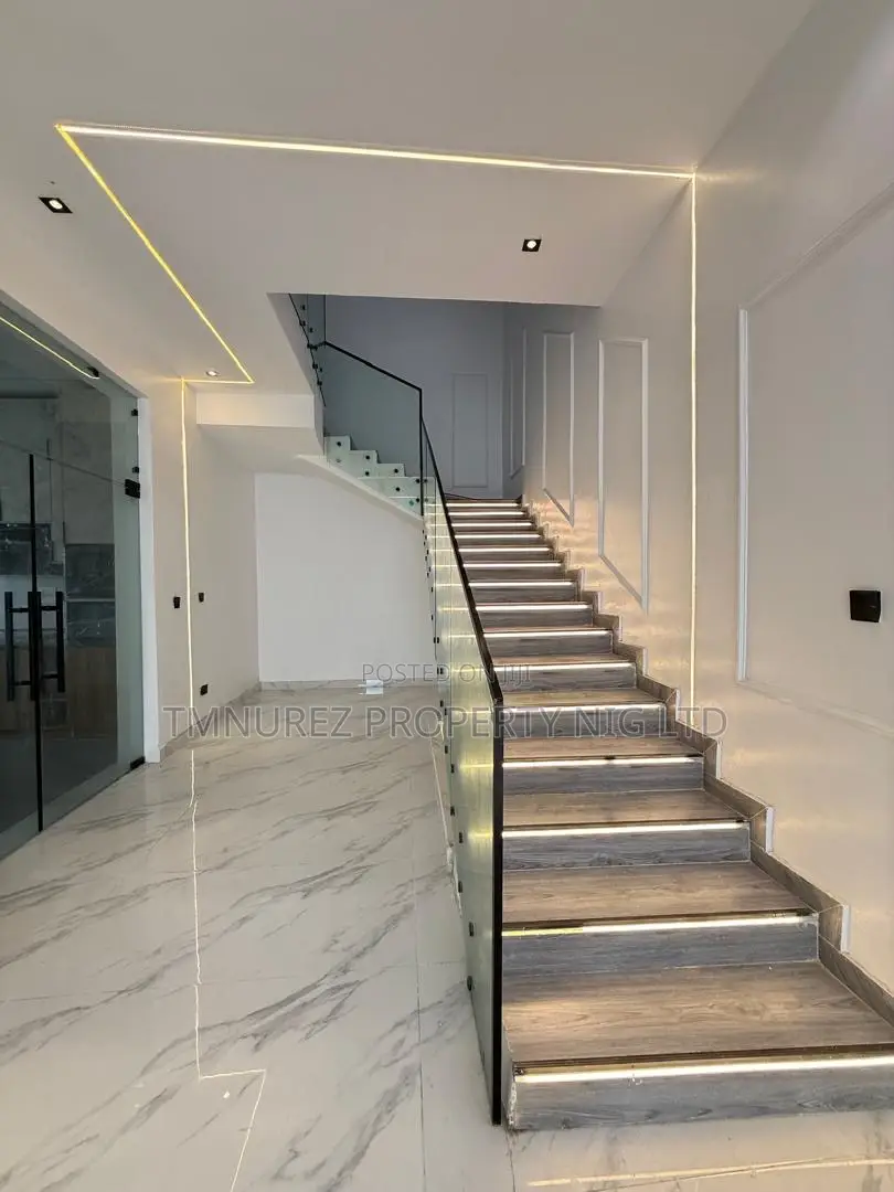 4bdrm Duplex in Ajah for sale in Ajah