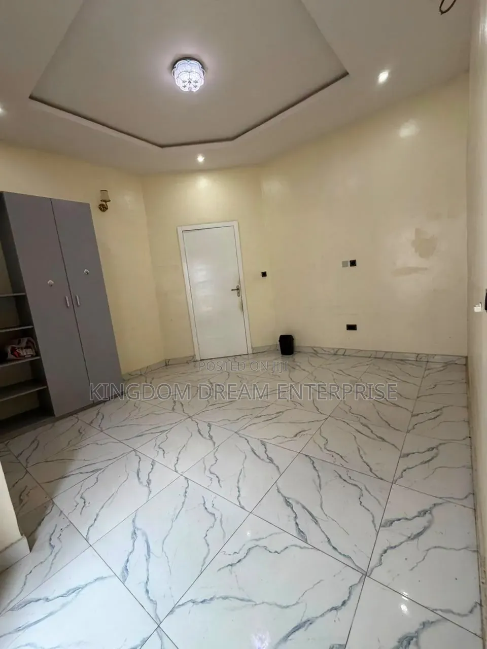 1bdrm Condo in Van Daniel Orchid for rent in Lekki Expressway