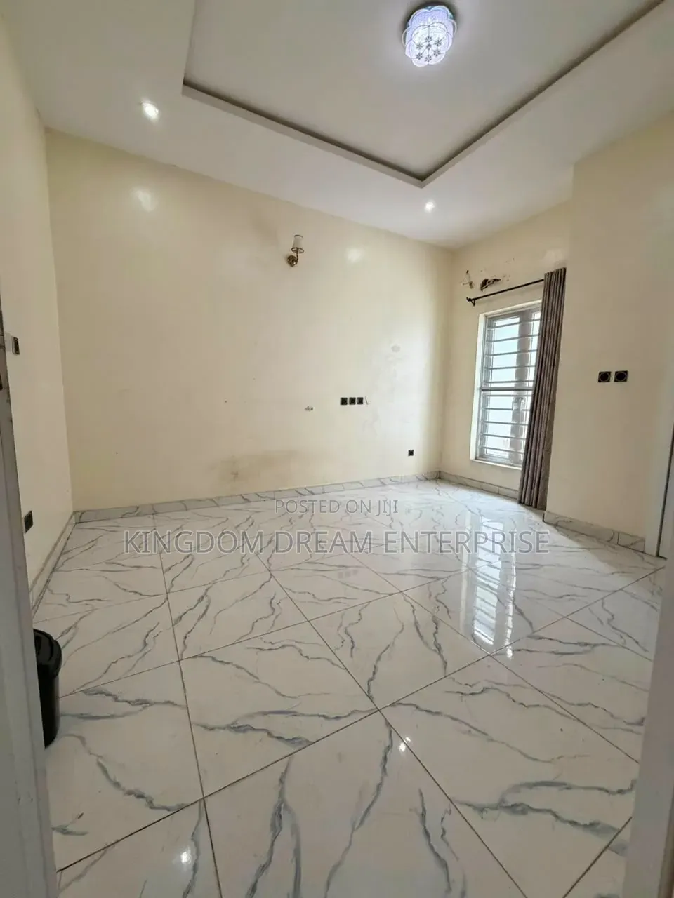 1bdrm Condo in Van Daniel Orchid for rent in Lekki Expressway