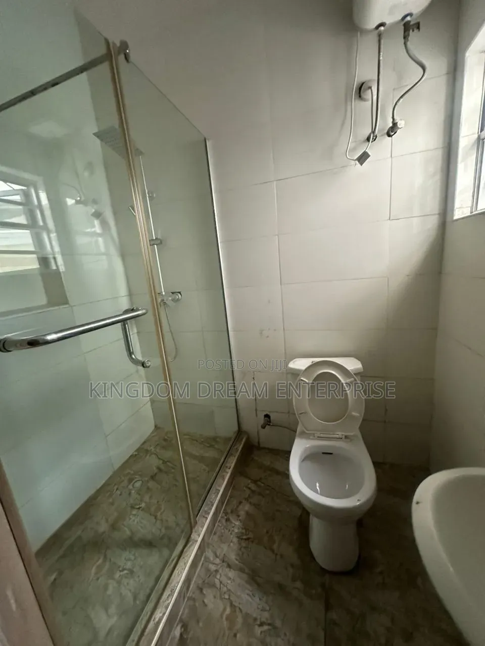 1bdrm Condo in Van Daniel Orchid for rent in Lekki Expressway