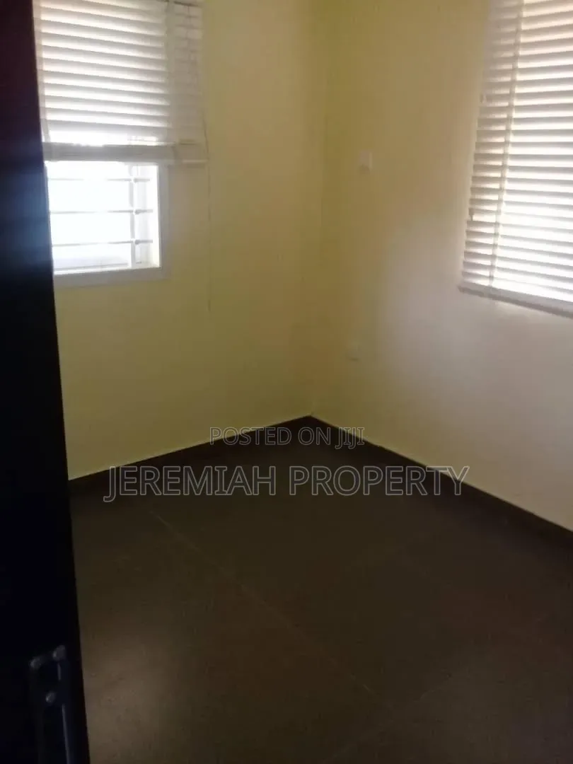 Big Commercial Space for Sale Magoboro in Obafemi-Owode