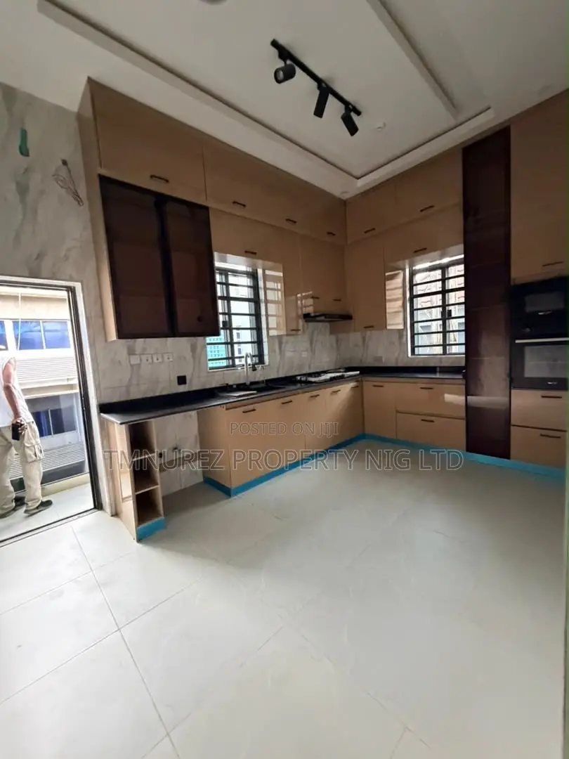 2bdrm Apartment in Ikeja for sale in Ikeja