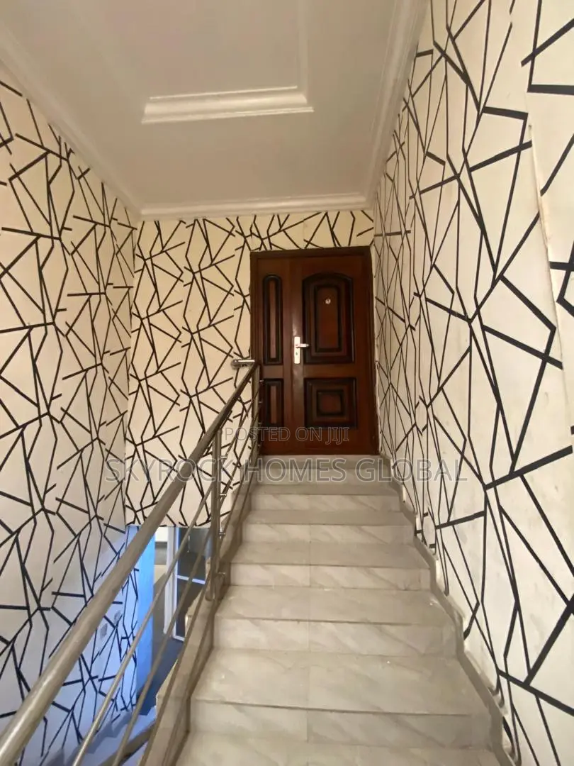 4bdrm Duplex in Lekki Phase 1 for rent in Lekki Phase 1