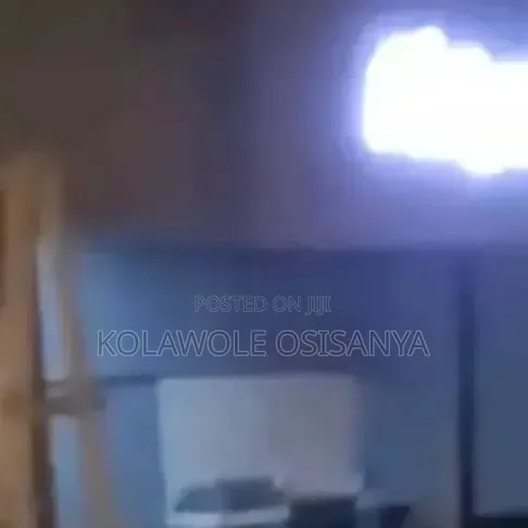 Lounge Plus 6rooms Lodging in Ikotun / Ikotun/Igando