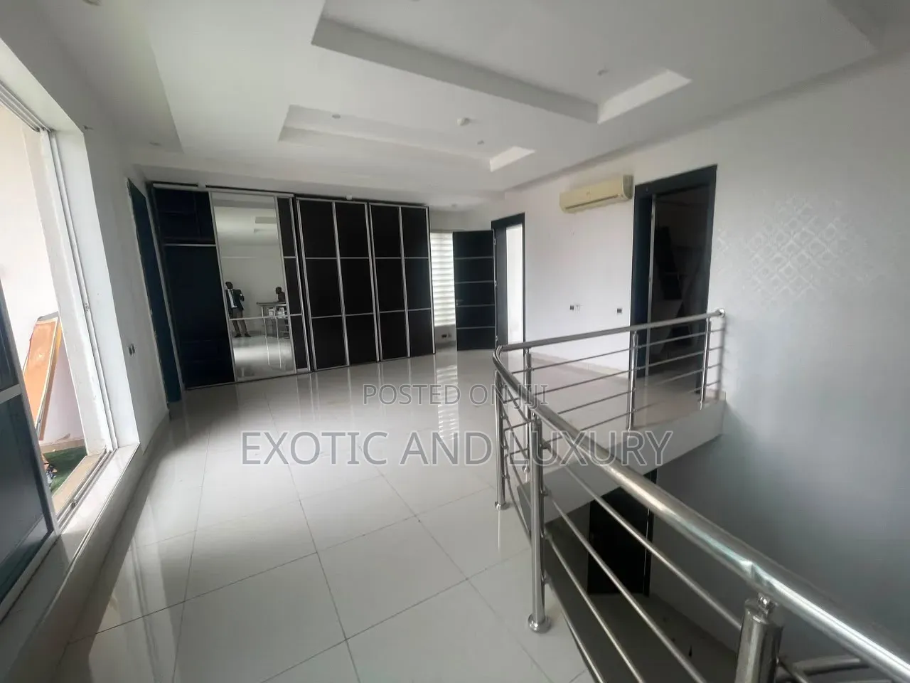 5bdrm Duplex in Banana Island for rent in Banana Island