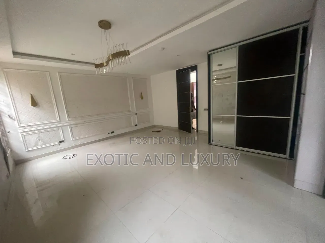 5bdrm Duplex in Banana Island for rent in Banana Island