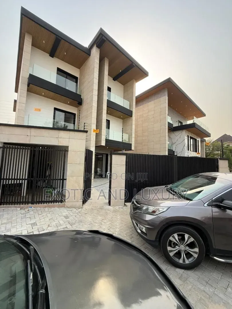 5bdrm Duplex in Ikoyi, Banana Island for sale in Banana Island