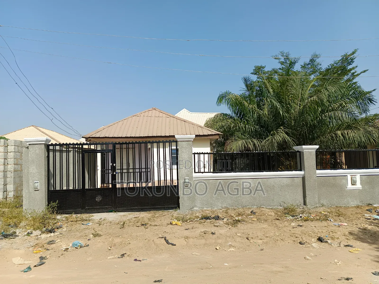 1bdrm Bungalow in Aso Estate( Behind), Lugbe District for sale in Lugbe District