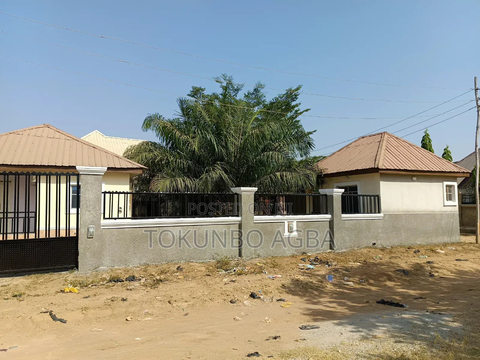 1bdrm Bungalow in Aso Estate( Behind), Lugbe District for sale in Lugbe District
