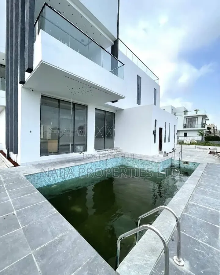6bdrm Duplex in Cowrie Creek Estate, Ikate-Elegushi for sale in Ikate-Elegushi