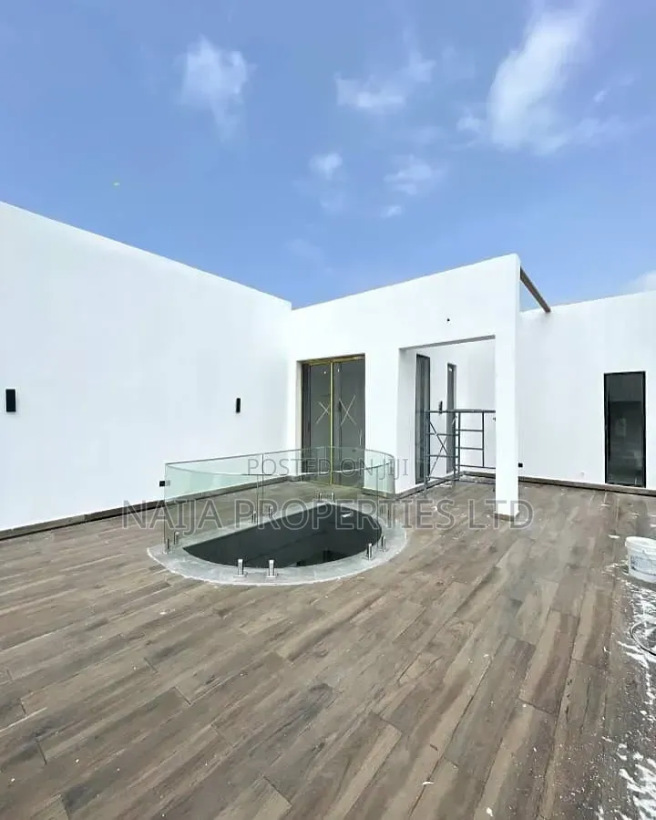 6bdrm Duplex in Cowrie Creek Estate, Ikate-Elegushi for sale in Ikate-Elegushi