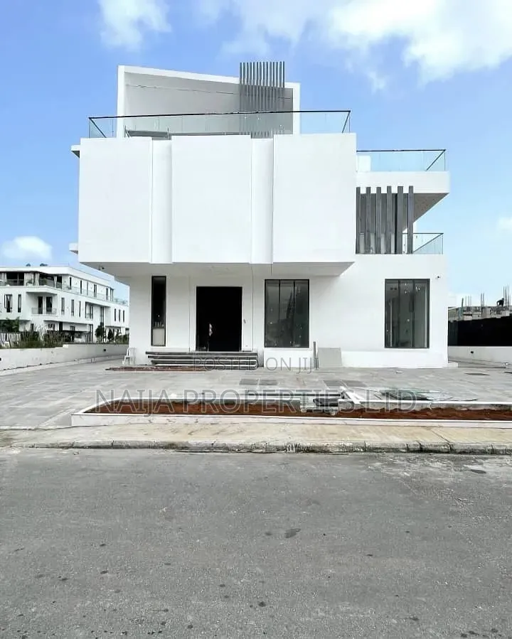 6bdrm Duplex in Cowrie Creek Estate, Ikate-Elegushi for sale in Ikate-Elegushi