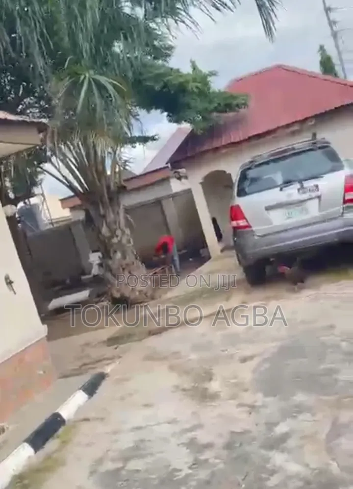 1bdrm Bungalow in Aso Estate( Behind), Lugbe District for sale in Lugbe District