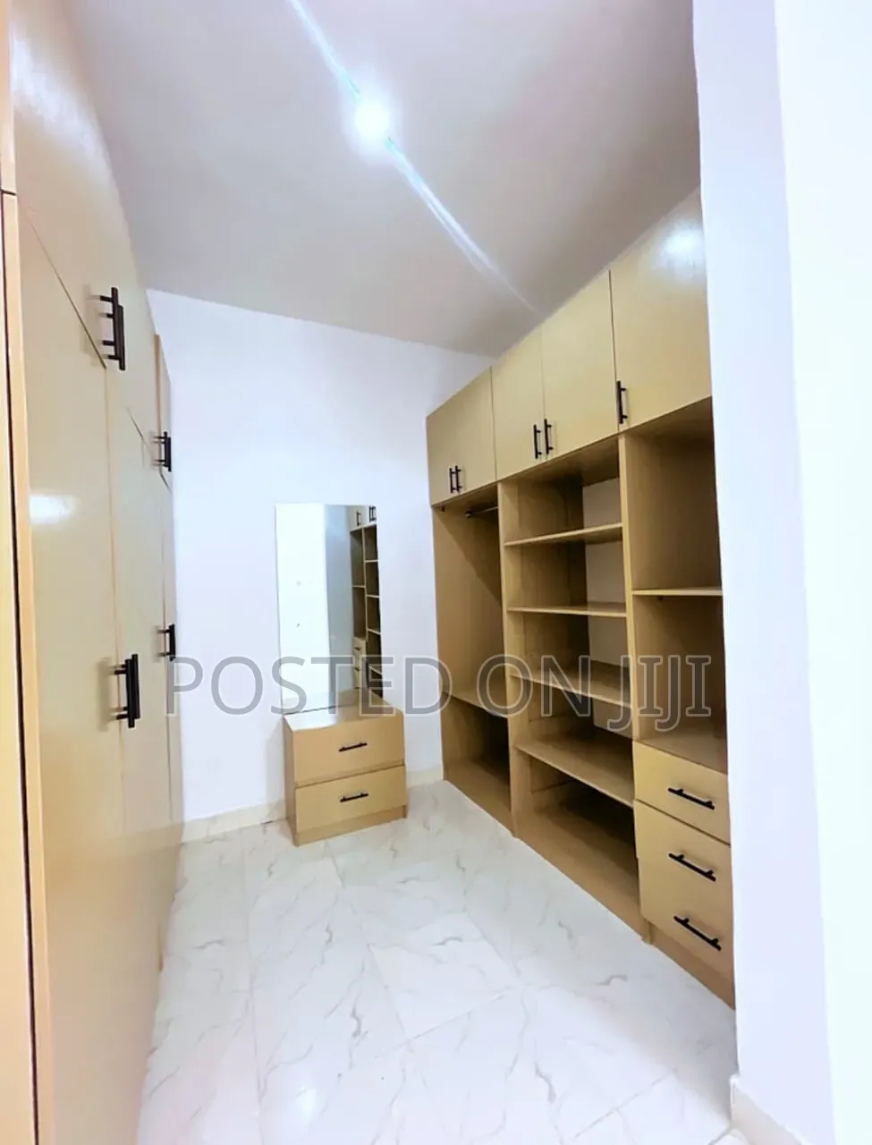 Furnished 3bdrm Duplex in Maridian Park Estate for sale in Awoyaya